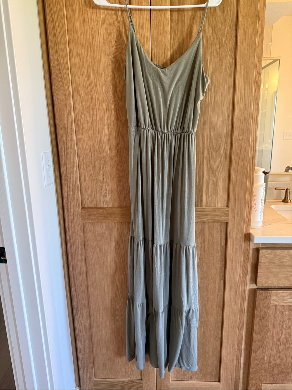 Lush maxi dress - size small